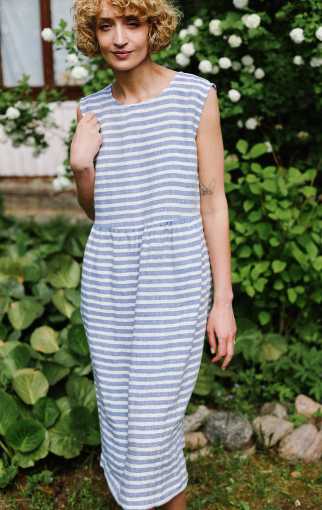 Sleeveless striped linen dress | Dress | Sustainable clothing | OffOn clothing