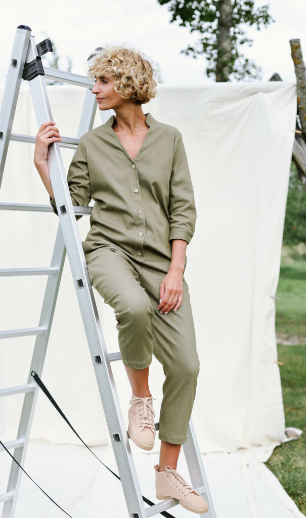 Mandarin collar denim jumpsuit - Image 4