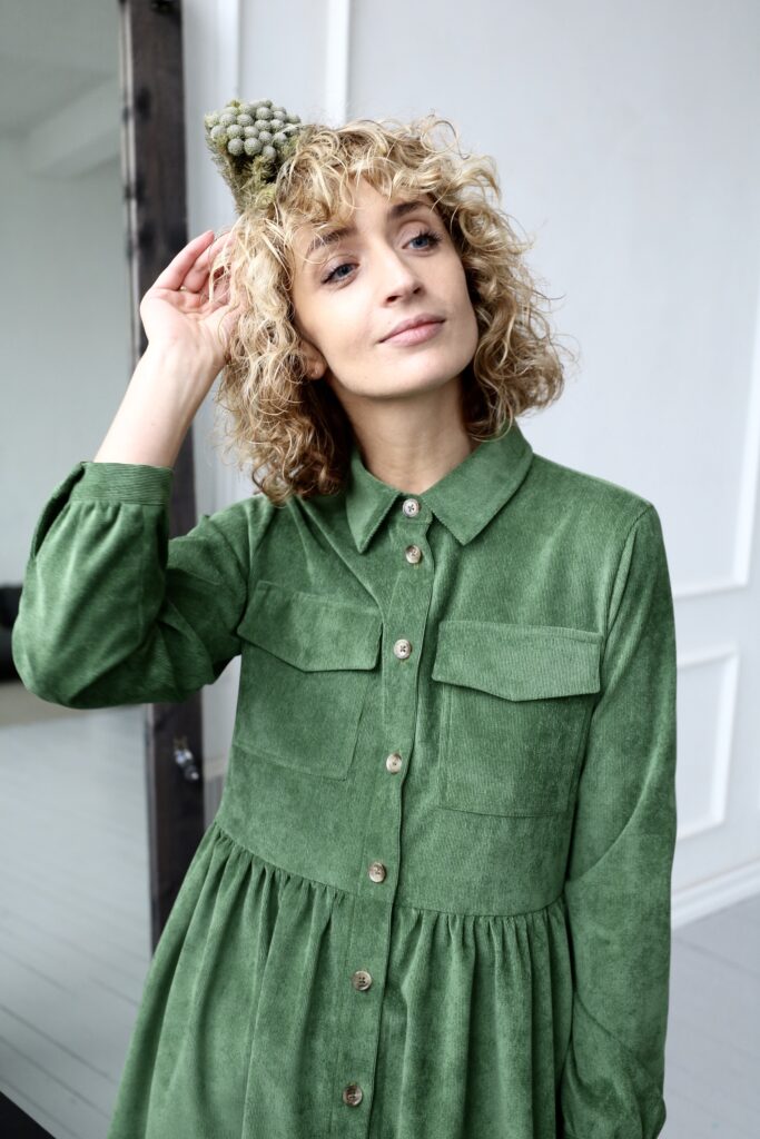 Needlecord shirt dress | Dress | Sustainable clothing | OffOn clothing