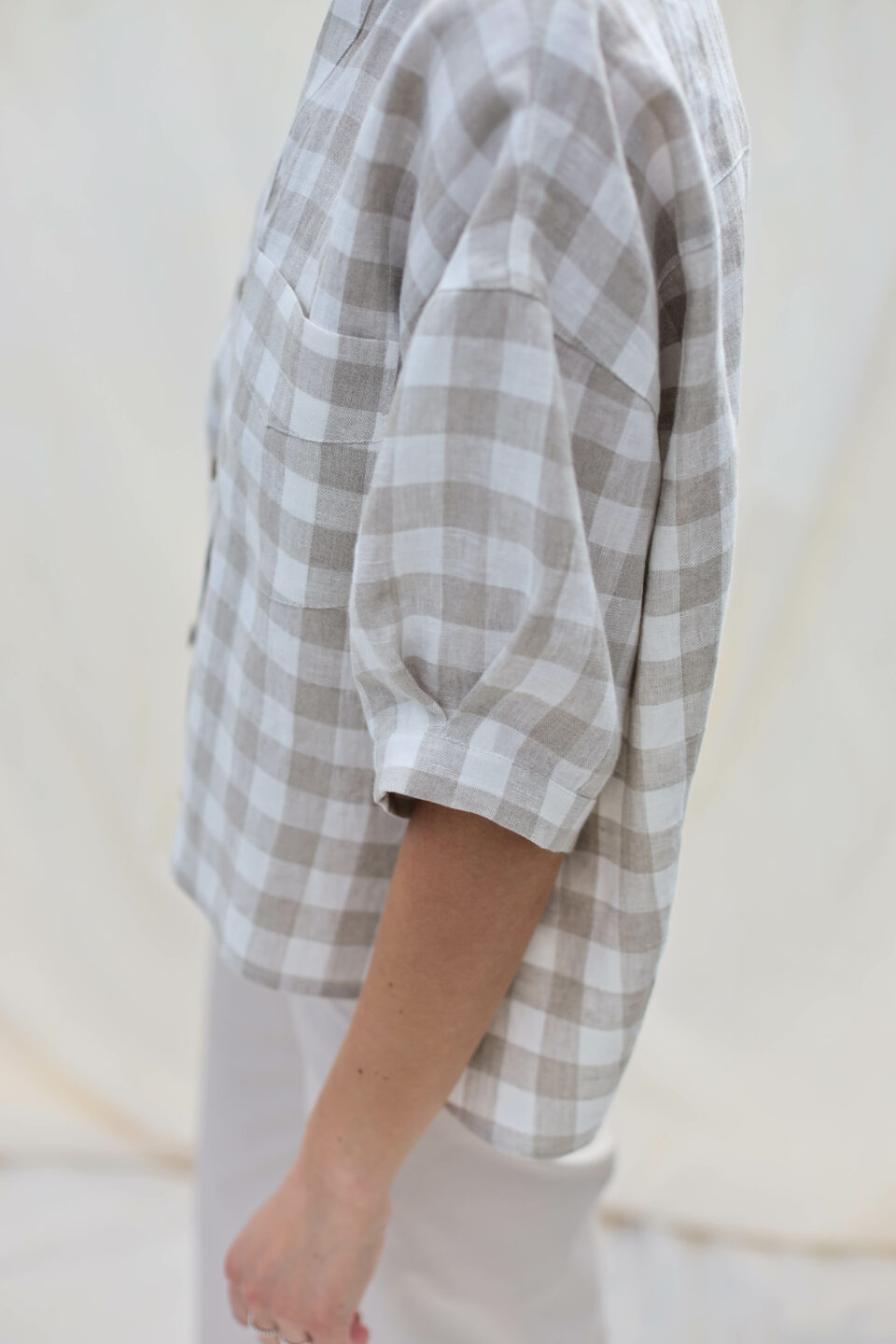 Linen V-neck loose fit shirt Polly - Image 1