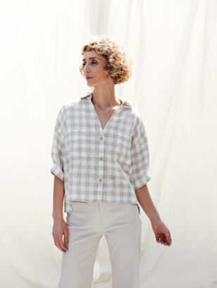 Linen V-neck loose fit shirt Polly