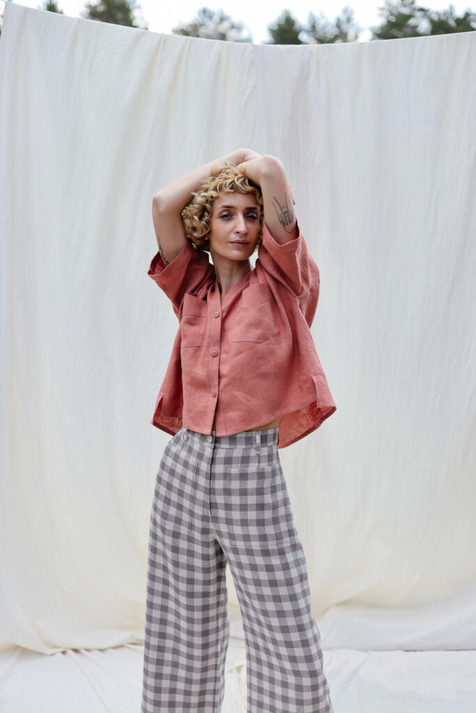 Casual linen button-up summer shirt Polly