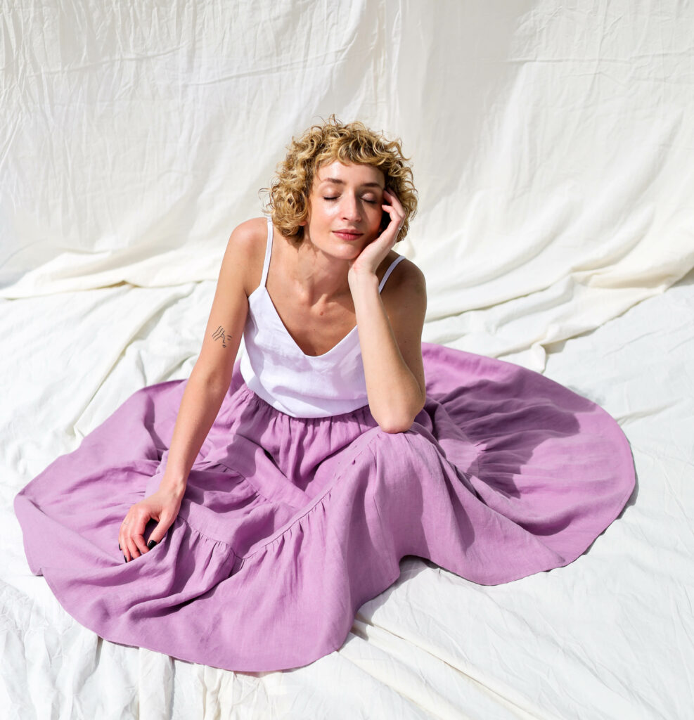 Linen tiered skirt with elasticated waist