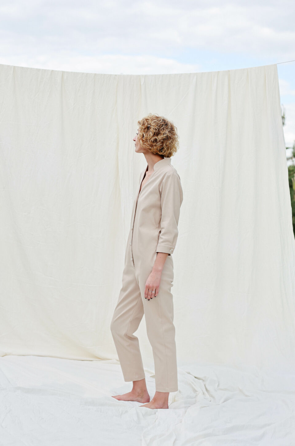 Relaxed fit denim jumpsuit in beige - Image 3