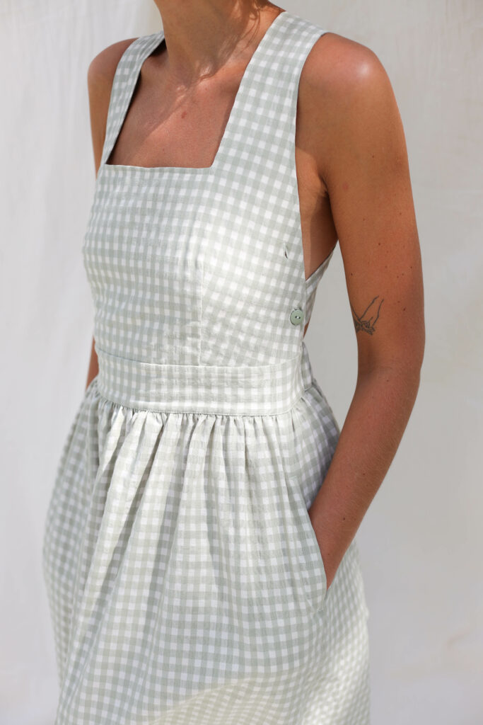 Gingham cotton apron dress - Image 3