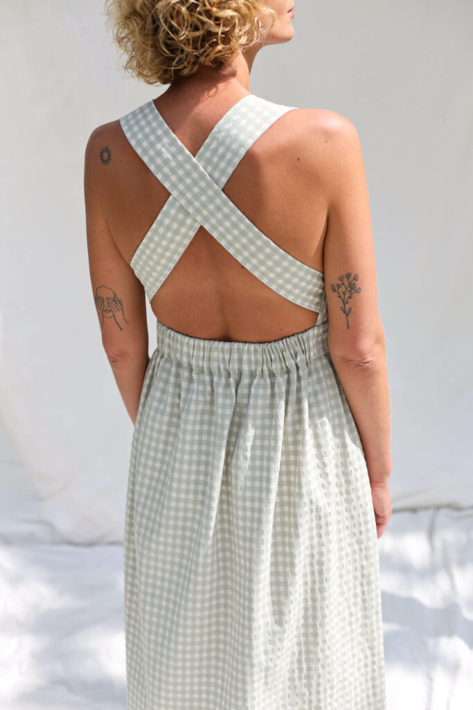 Gingham cotton apron dress - Image 5