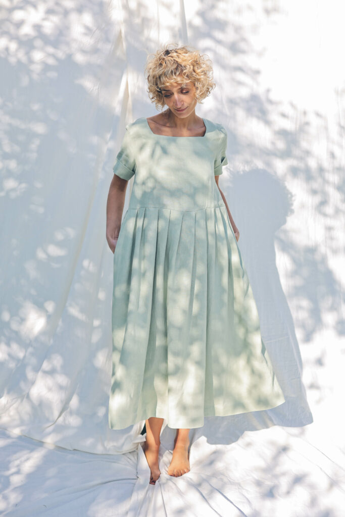 Sage green linen square neck dress SANTA - Image 1