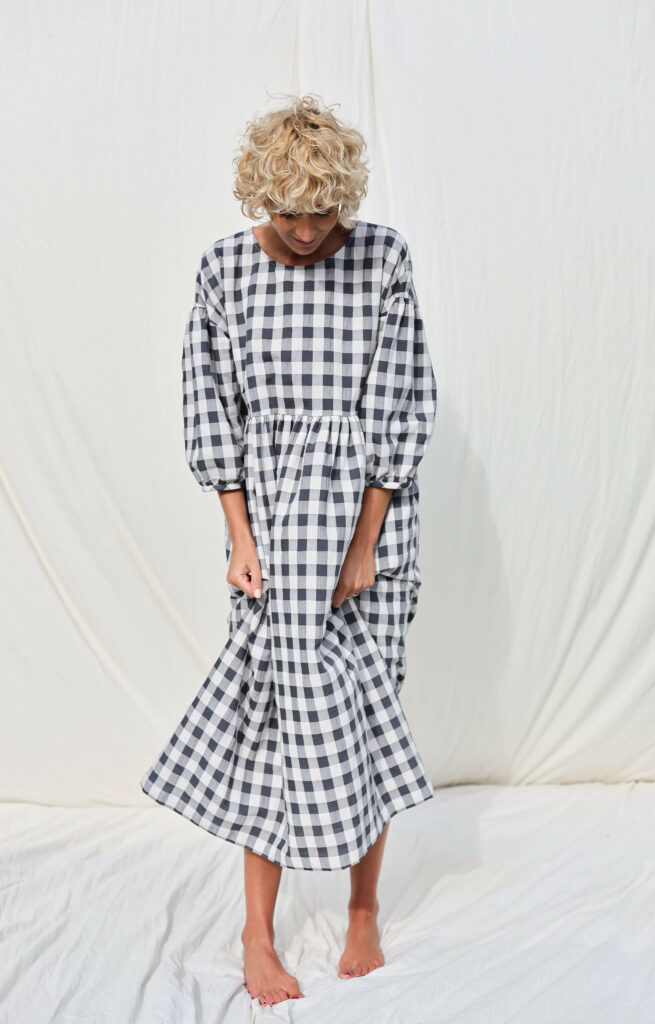 Checks print puff sleeves dress