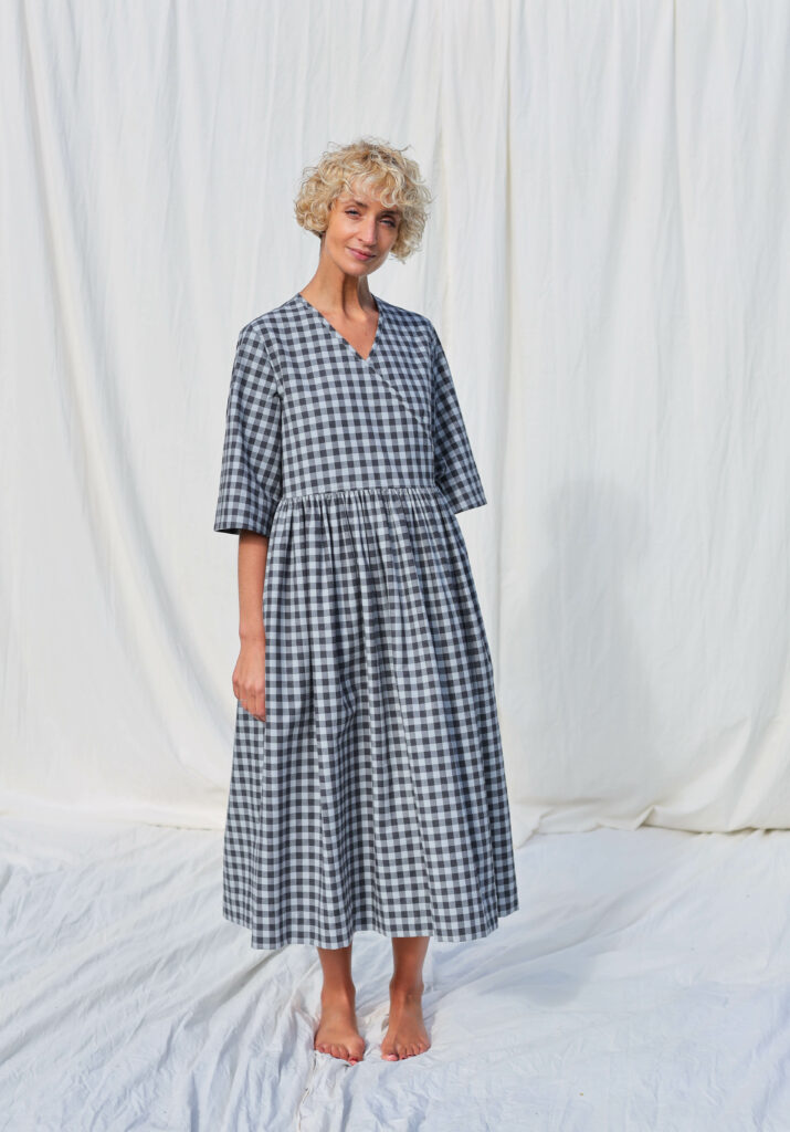 Loose checks wrap dress NANA - Image 2