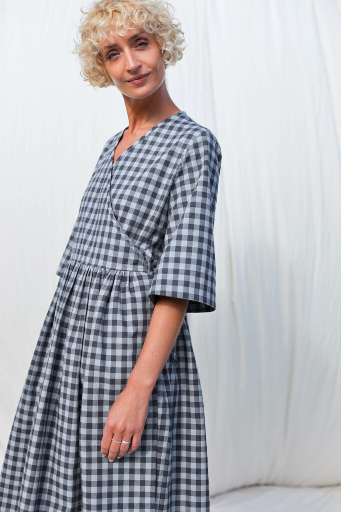Loose checks wrap dress NANA - Image 5