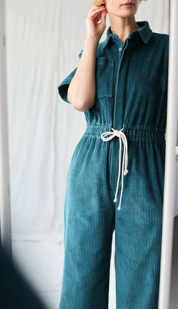 Short sleeve loose fit 6 wale cord jumpsuit LENNY - Image 4