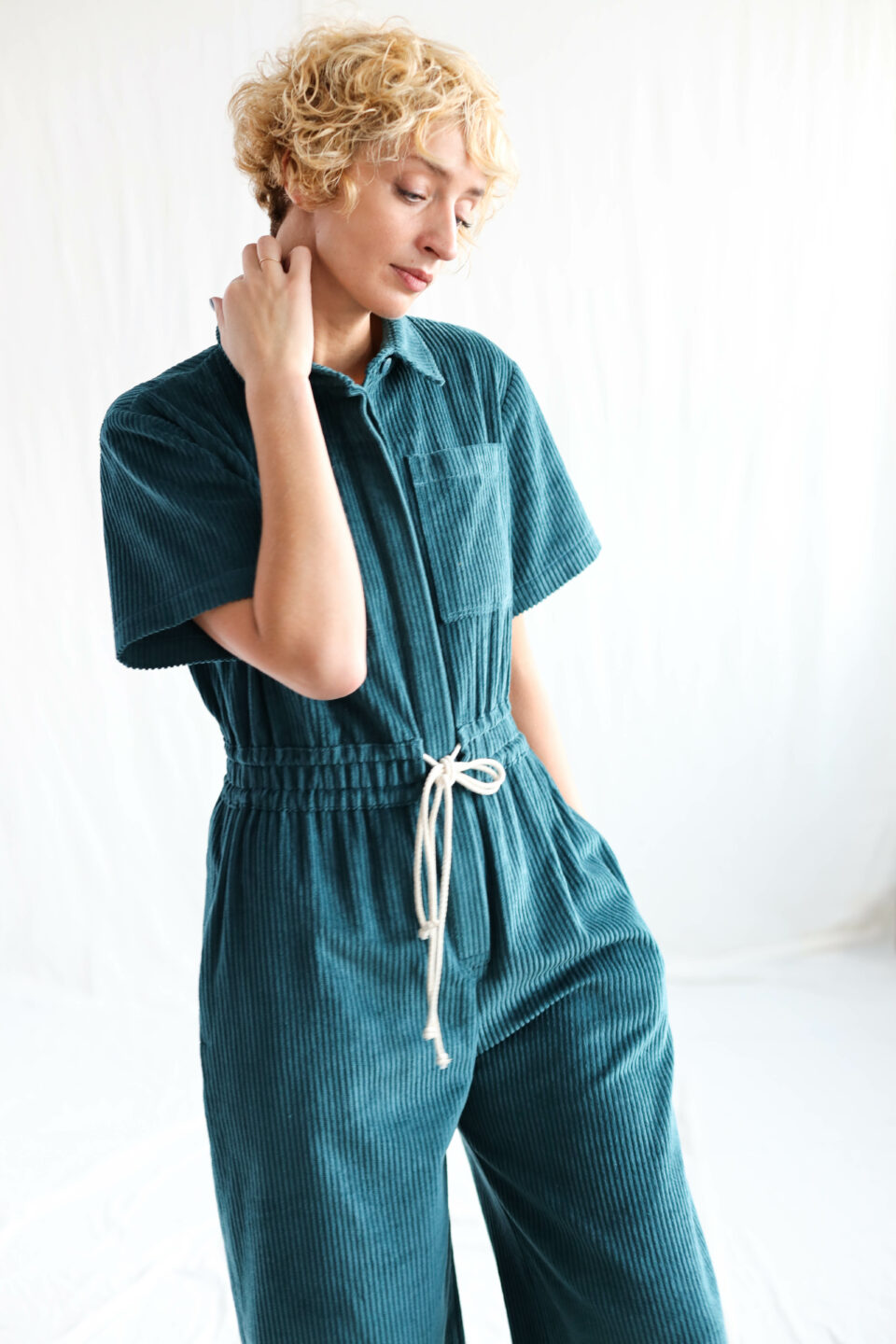 Short sleeve loose fit 6 wale cord jumpsuit LENNY - Image 5