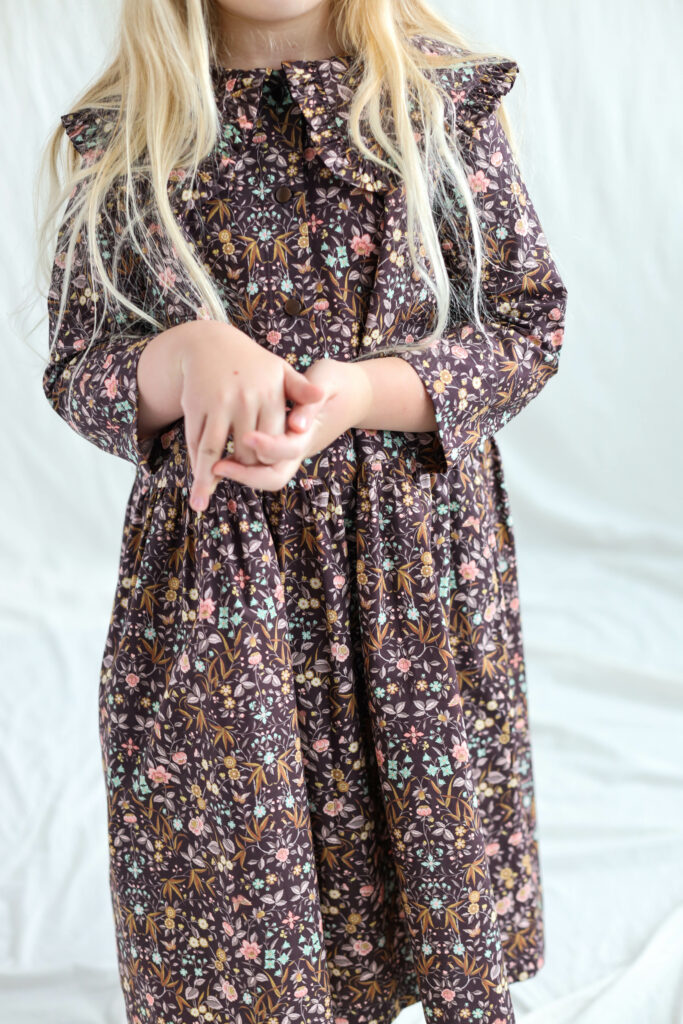 Girls piccadilly poplin dress with a beautiful ruffled collar - Image 2