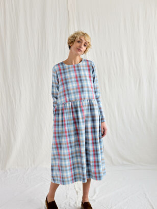 Checkered loose fit smock dress| Dress | Sustainable clothing | OffOn clothing