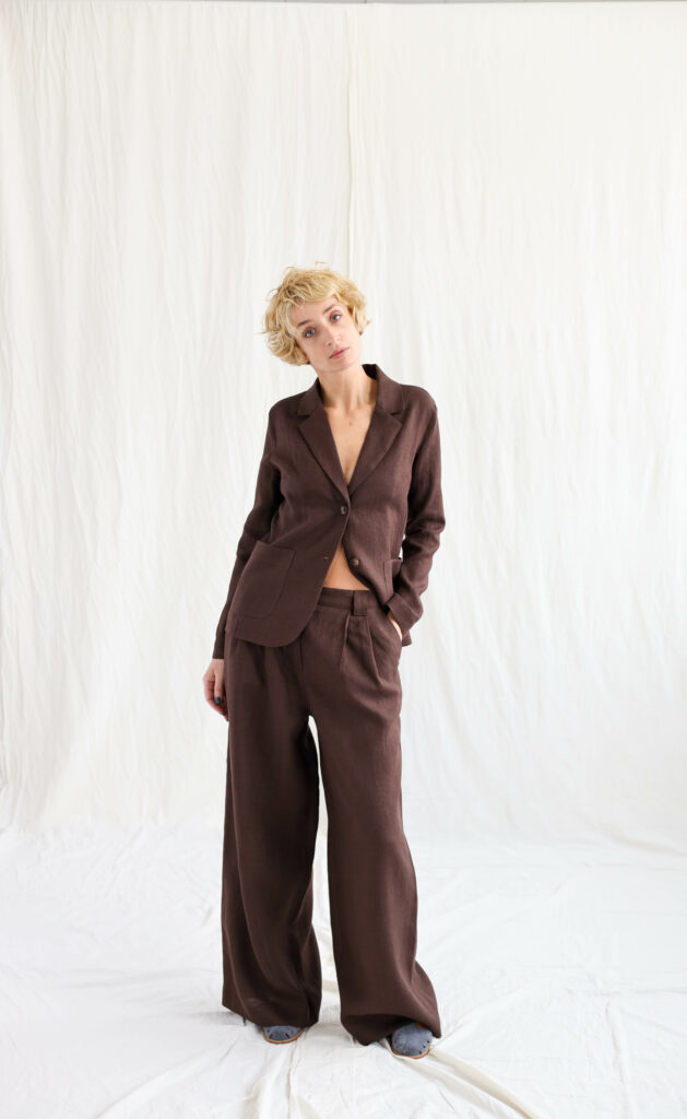 Fitted silhouette linen blazer and palazzo suit Fitted silhouette linen blazer and palazzo suit | Suit | Almost Apricot | Sustainable clothing | OffOn clothing