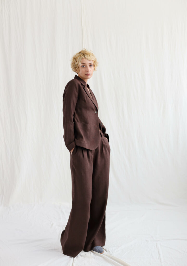 Pleated linen palazzo trousers - Image 1