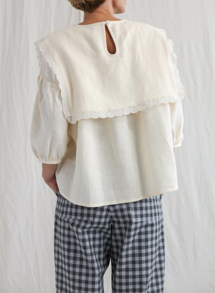 Oversized square collar linen blouse AMELIA - Image 2