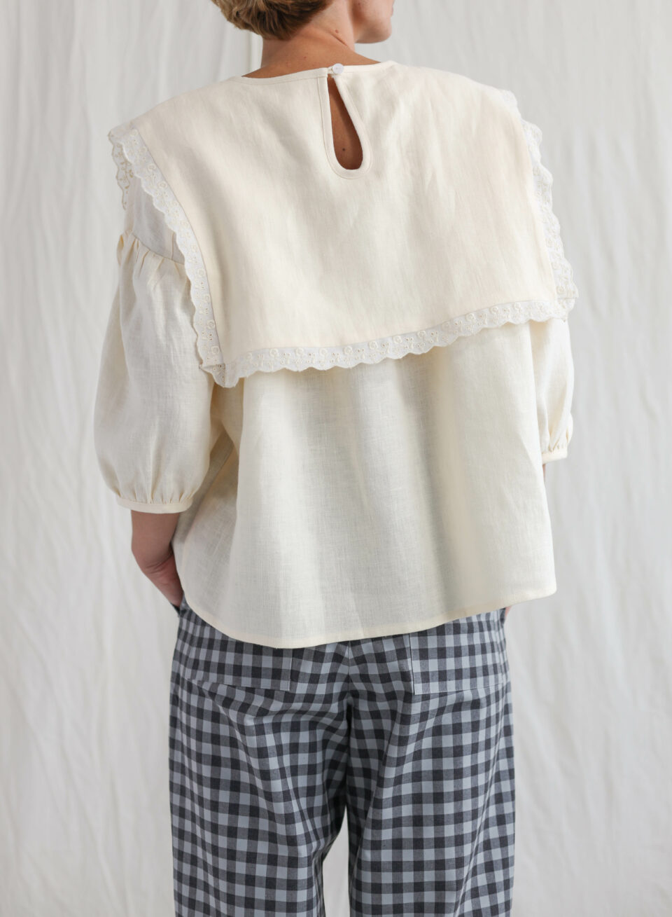 Oversized square collar linen blouse AMELIA - Image 2
