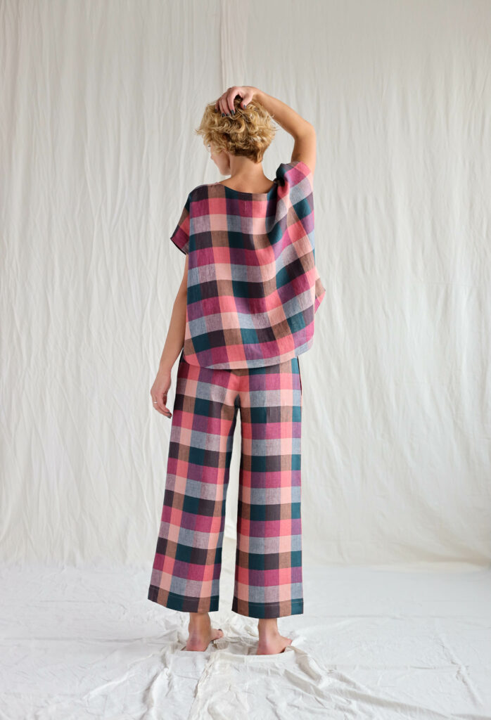 Wide leg linen culottes in checks - Image 2