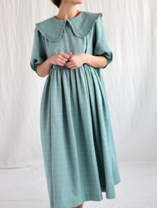 Puritan collar loose fit plaid | Dress | Sustainable clothing | OffOn clothing cotton dress