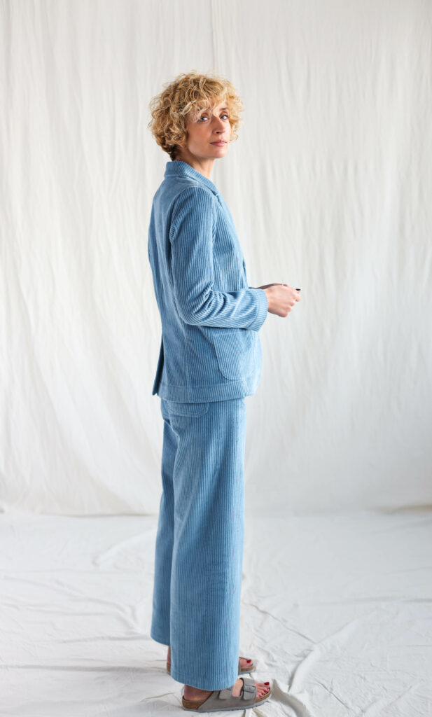 Elegant wide wale light blue cord suit - Image 2