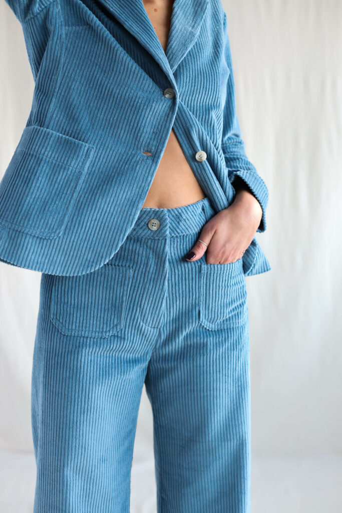 Light blue wide wale corduroy blazer - Image 3