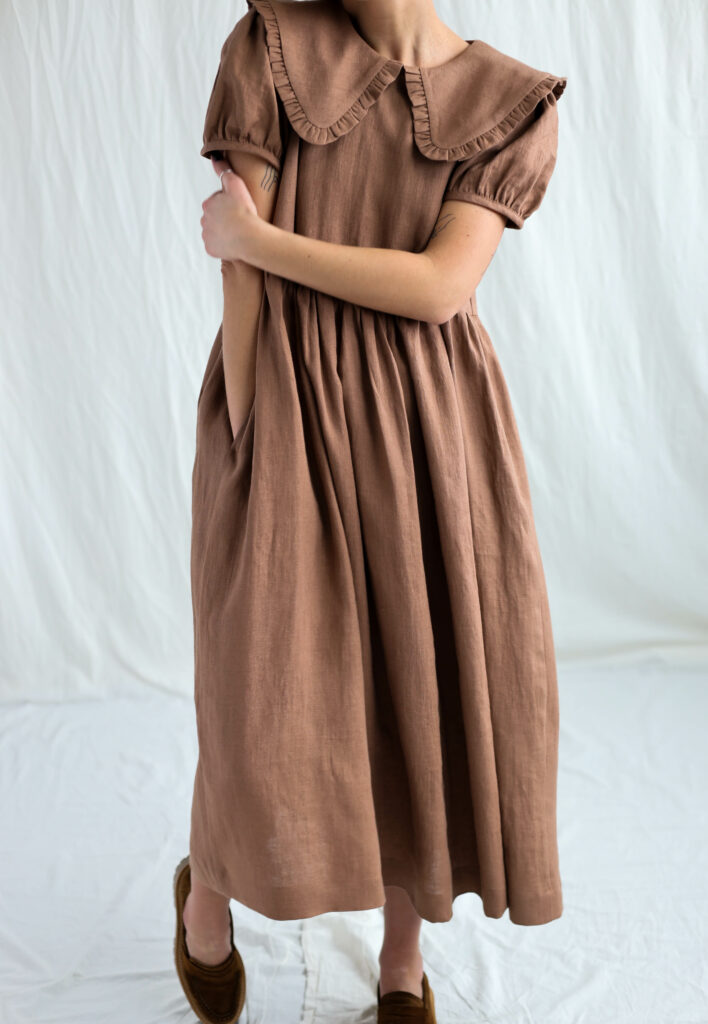 Hazel linen puritan collar dress MARTA - Image 3