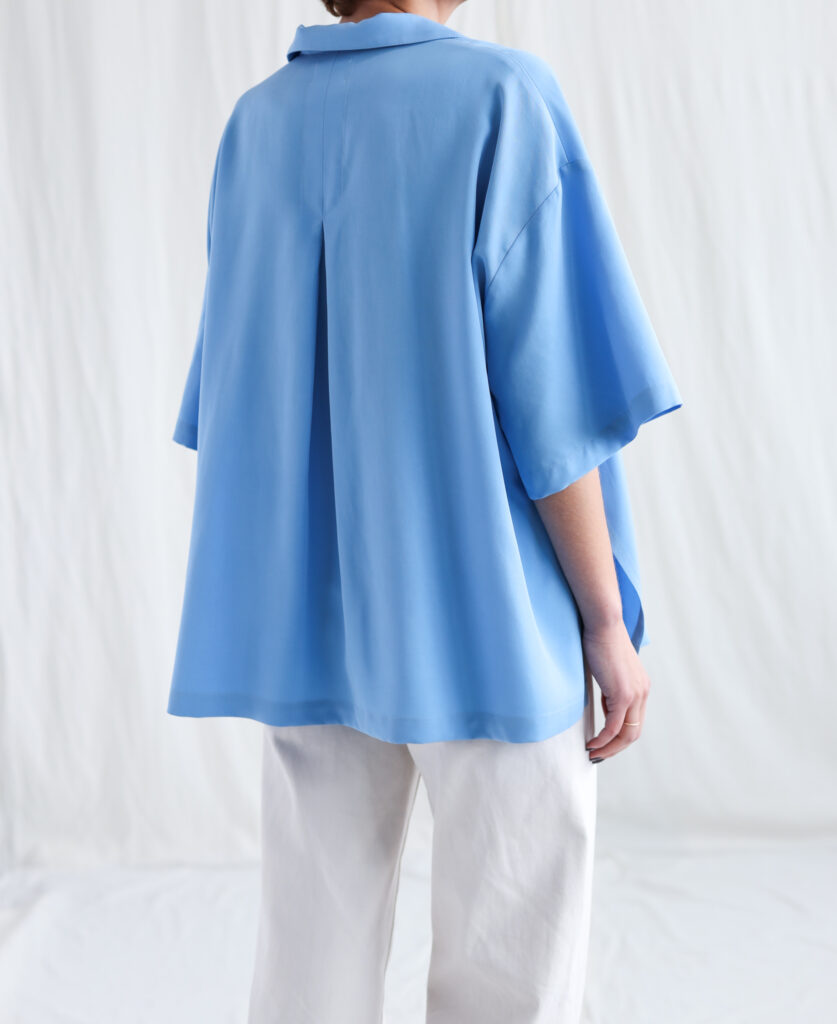 Oversize light blue tencel shirt LYKKE - Image 2