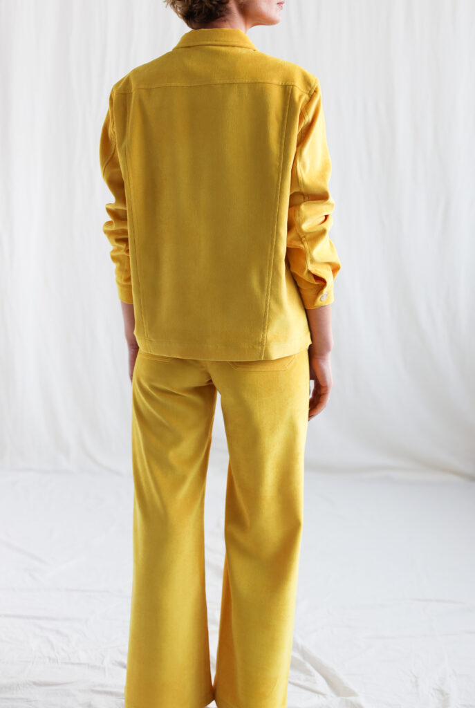 Elegant vintage cut needlecord suit - Image 2