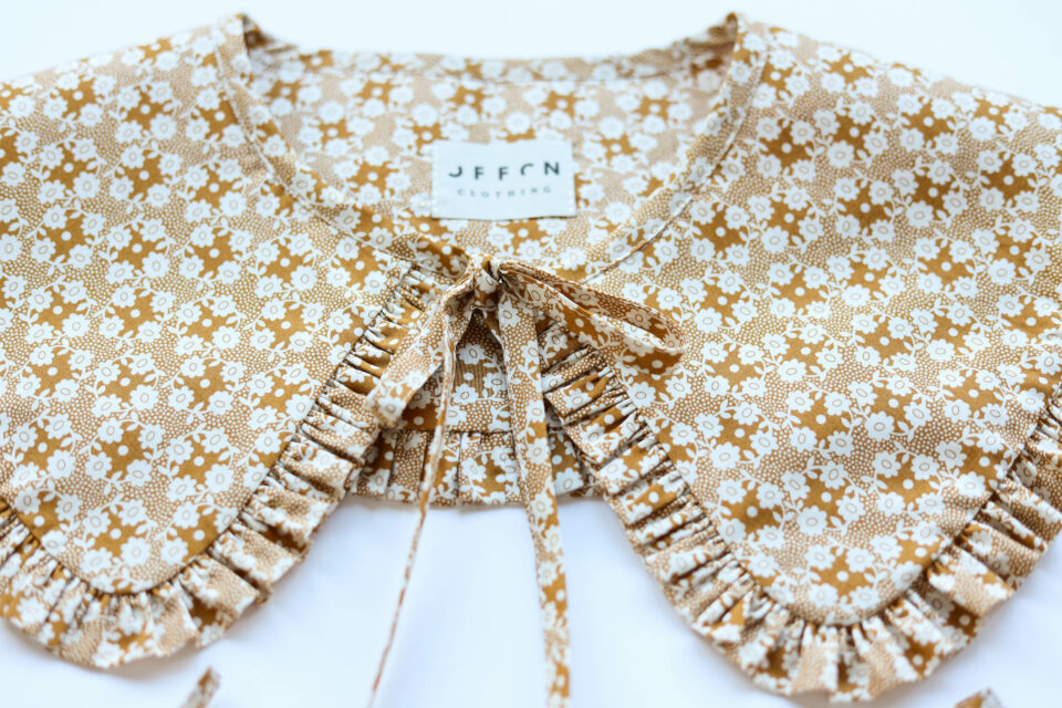 Detached collar made in a organic Tana Lawn cotton - Image 2