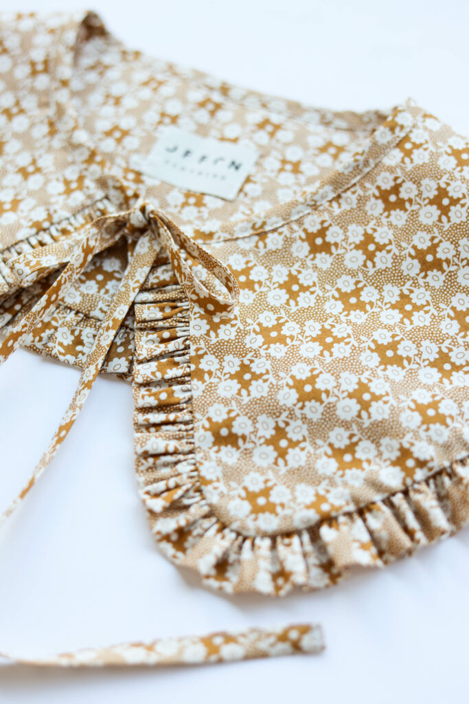 Detached collar made in a organic Tana Lawn cotton - Image 3