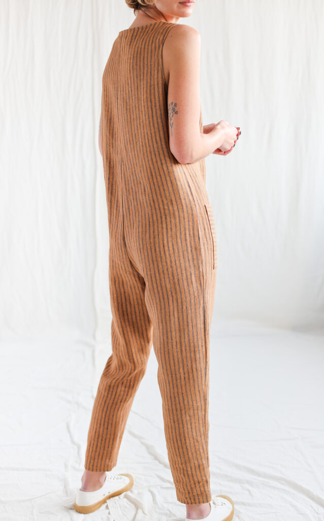 Sleeveless striped linen jumpsuit - Image 3