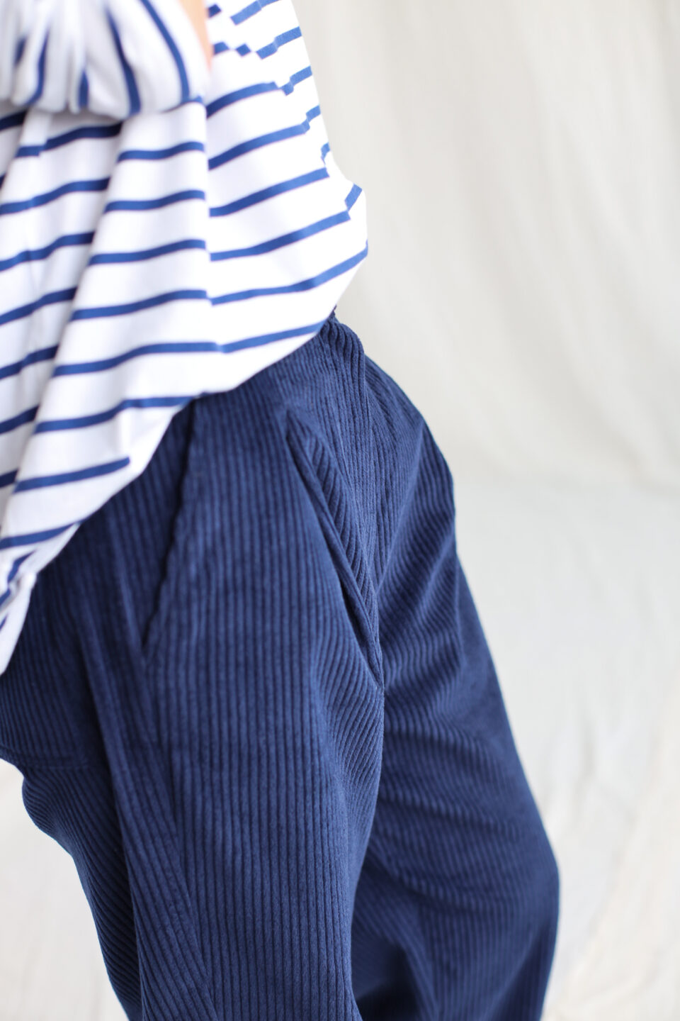 Boxy navy blue cord trousers - Image 4