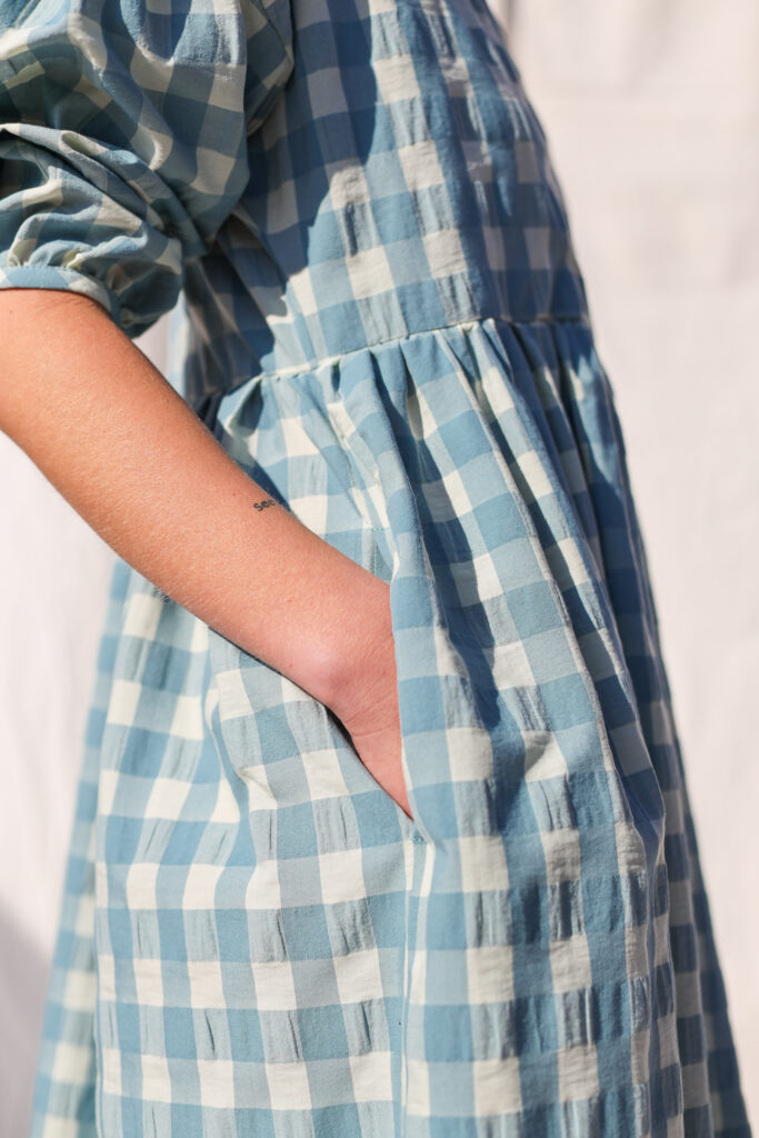 Mint seersucker checks V-neckline dress - Image 5