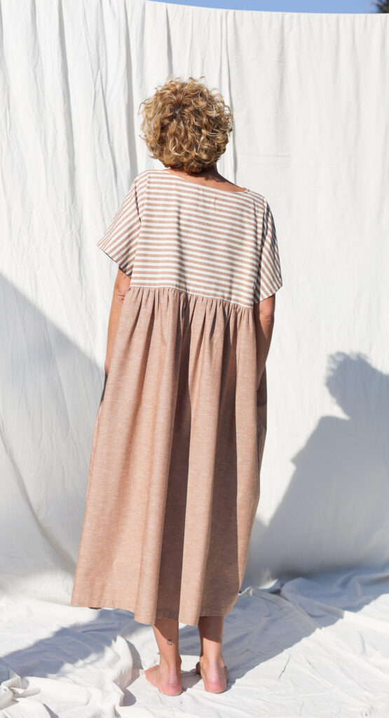 Oversized boxy fit organic cotton dress SILVINA - Image 2