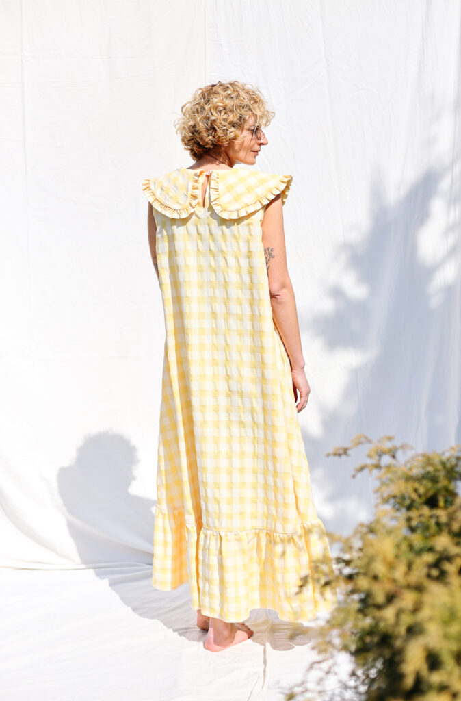 Collared sleeveless summer dress in yellow seersucker checks - Image 3