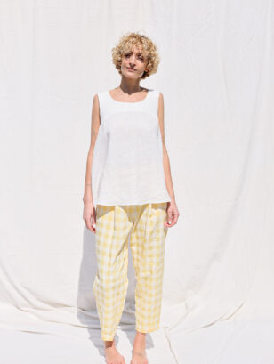 Boxy tapered leg summer trousers | Trousers | Sustainable clothing | OffOn clothing