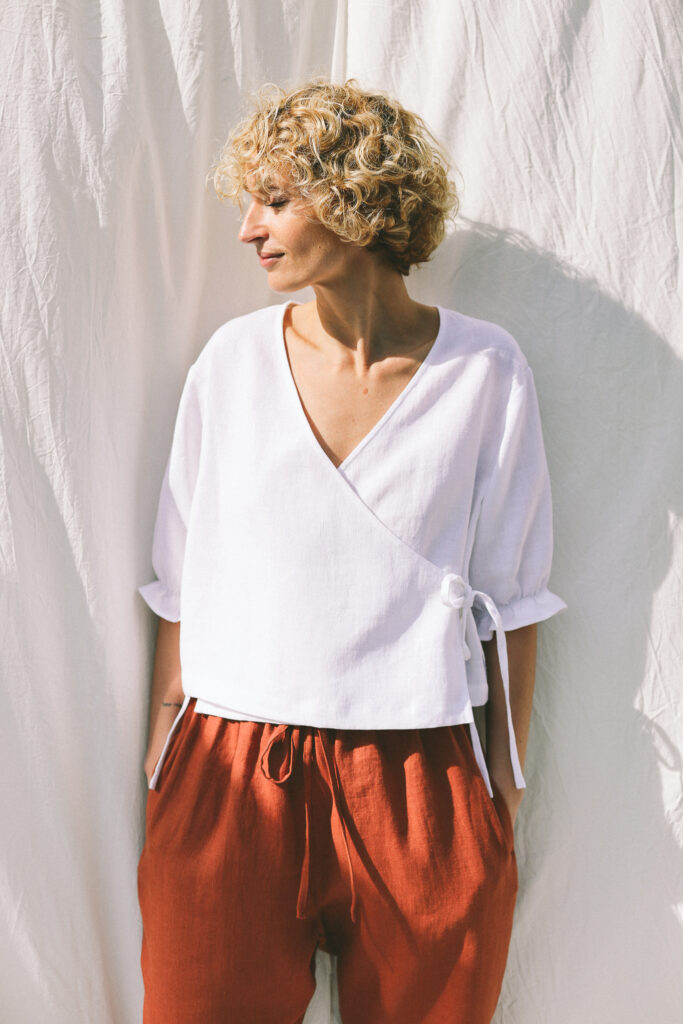 Loose linen wrap blouse AGATE - Image 1