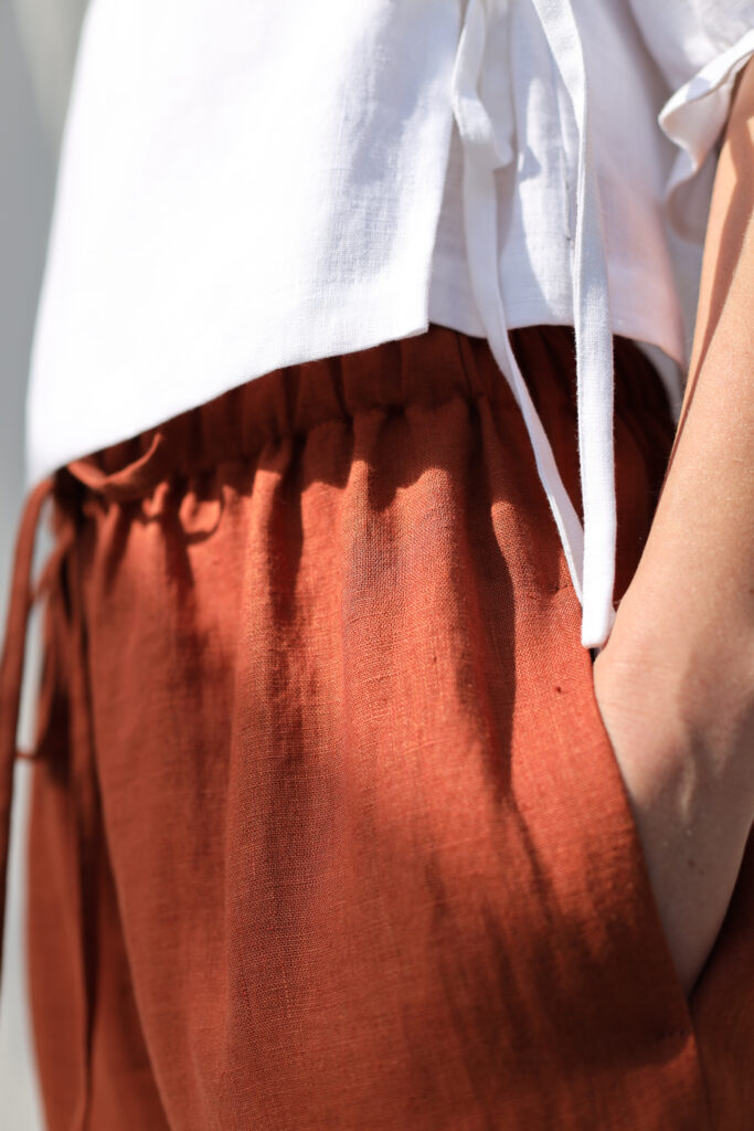Loose linen wrap blouse AGATE - Image 5