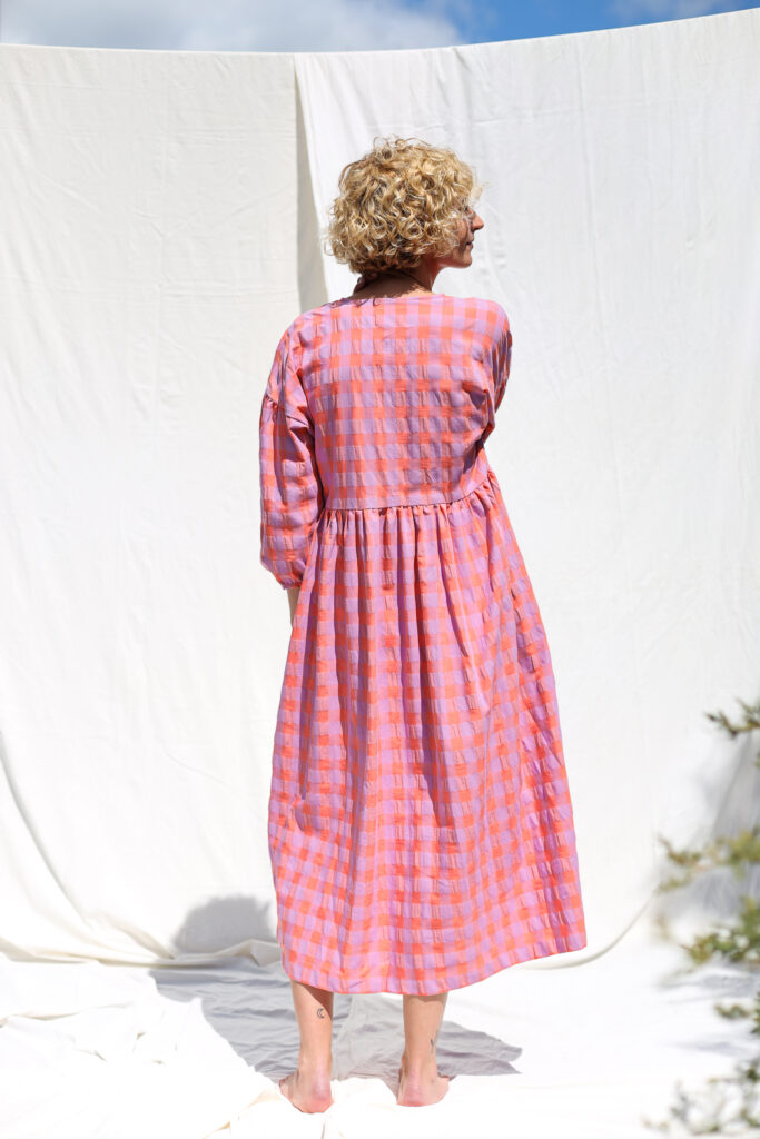 Seersucker checks dropped shoulders dress - Image 2