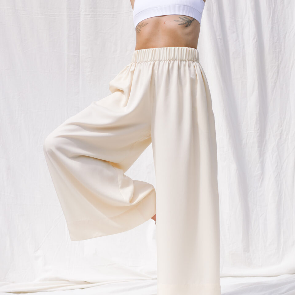 Palazzo elasticated waist pants LOU | Trousers | Sustainable clothing | OffOn clothing