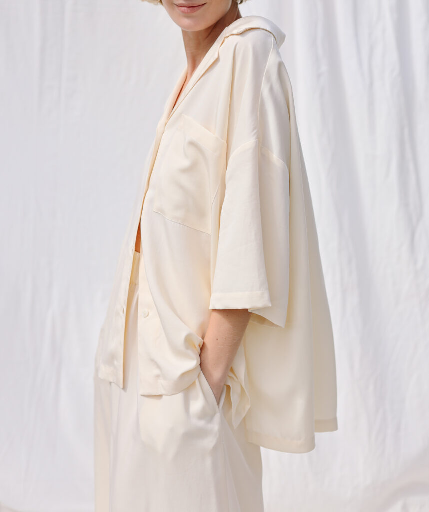 Oversize tencel shirt LYKKE - Image 3