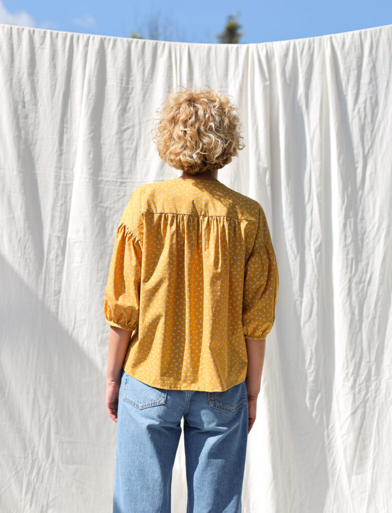 Puffy sleeves blouse in floral organic cotton LIU - Image 3