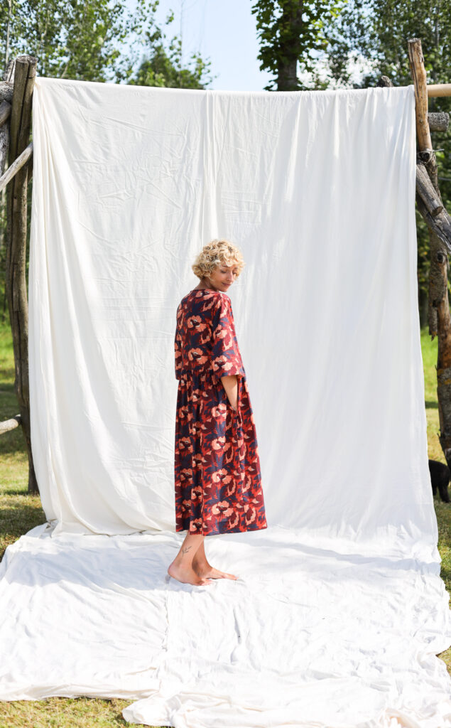 Loose floral wrap dress BUTTERFIELD POPPY - Image 1