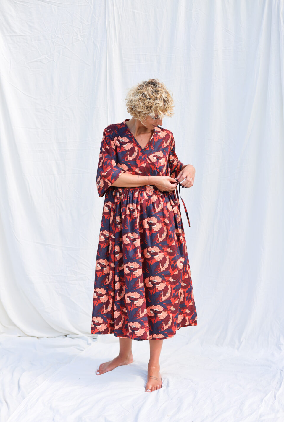Loose floral wrap dress BUTTERFIELD POPPY - Image 2