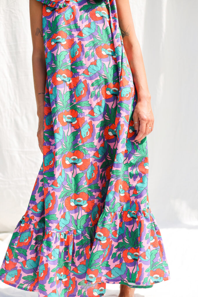 Sleeveless puritan collar dress in floral silky cotton BUTTERFIELD POPPY - Image 4