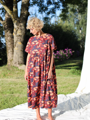 Oversized silky cotton poppy print dress SILVINA | Dress | Sustainable clothing | OffOn clothing