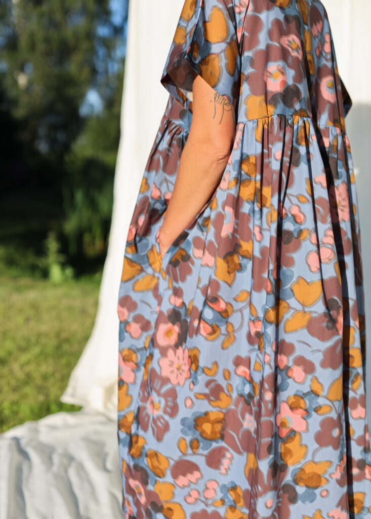 Oversized silky cotton floral print dress SILVINA - Image 6