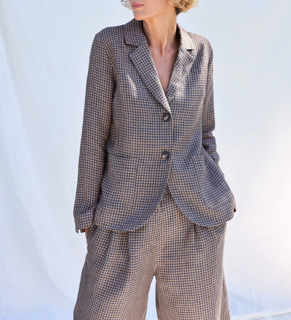 Elegant gingham linen two pieces suit - Image 1
