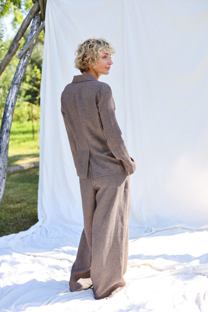 Elegant gingham linen two pieces suit - Image 5
